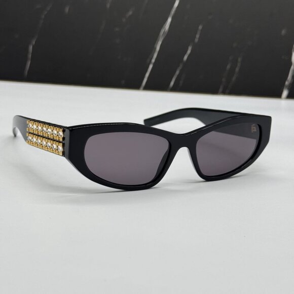 NEW GV40078I 01A GIVENCHY WOMEN SUNGLASSES BLACK CAT EYE EYEWEAR GIVENCHY - Picture 4 of 9
